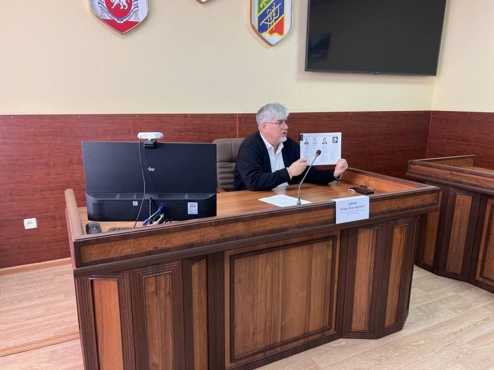 Игорь Ивин: По поручению Главы Республики Крым Сергея Аксёнова продолжаем проводить встречи с руководителями ресурсоснабжающих организаций, управляющих компаний и председателями МКД Игорь Ивин: По поручению Главы Республики Крым Сергея Аксёнова продолжаем проводить встречи с руководителями ресурсоснабжающих организаций, управляющих компаний и председателями МКД