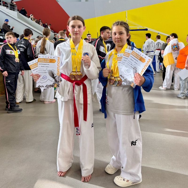 С 15 по 19 мая в городе Невинномысске (Ставропольский край) в Спортивно-культурном комплексе «Олимп» состоялись Всероссийские соревнования по тхэквондо МФТ среди мужчин, женщин, юниоров, юношей и девушек С 15 по 19 мая в городе Невинномысске (Ставропольский край) в Спортивно-культурном комплексе «Олимп» состоялись Всероссийские соревнования по тхэквондо МФТ среди мужчин, женщин, юниоров, юношей и девушек