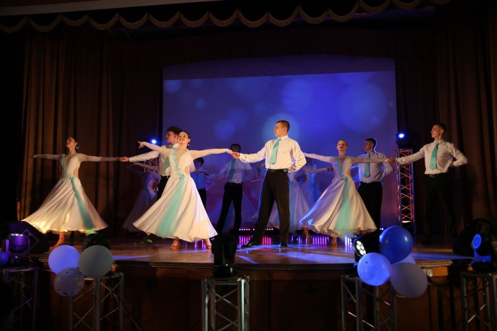 Валентина Лаврик: Республиканский фестиваль-конкурс «Крымский вальс» для выпускников общеобразовательных организаций Республики Крым был проведен в КФУ им. В.И.Вернадского Валентина Лаврик: Республиканский фестиваль-конкурс «Крымский вальс» для выпускников общеобразовательных организаций Республики Крым был проведен в КФУ им. В.И.Вернадского