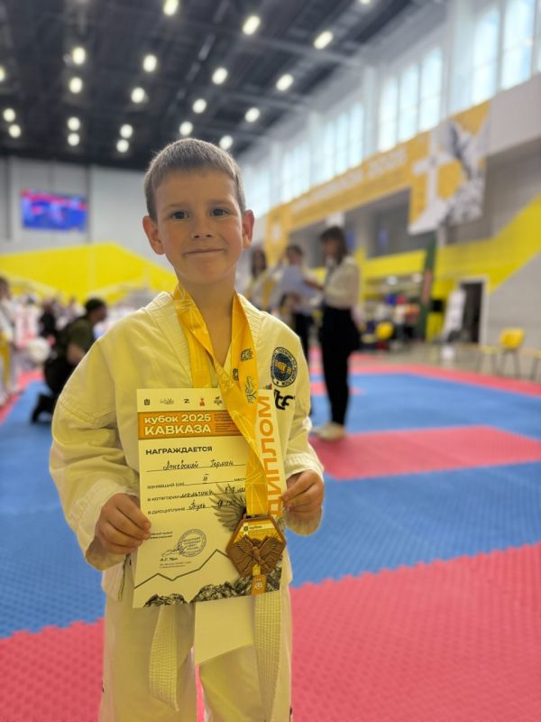 С 15 по 19 мая в городе Невинномысске (Ставропольский край) в Спортивно-культурном комплексе «Олимп» состоялись Всероссийские соревнования по тхэквондо МФТ среди мужчин, женщин, юниоров, юношей и девушек С 15 по 19 мая в городе Невинномысске (Ставропольский край) в Спортивно-культурном комплексе «Олимп» состоялись Всероссийские соревнования по тхэквондо МФТ среди мужчин, женщин, юниоров, юношей и девушек