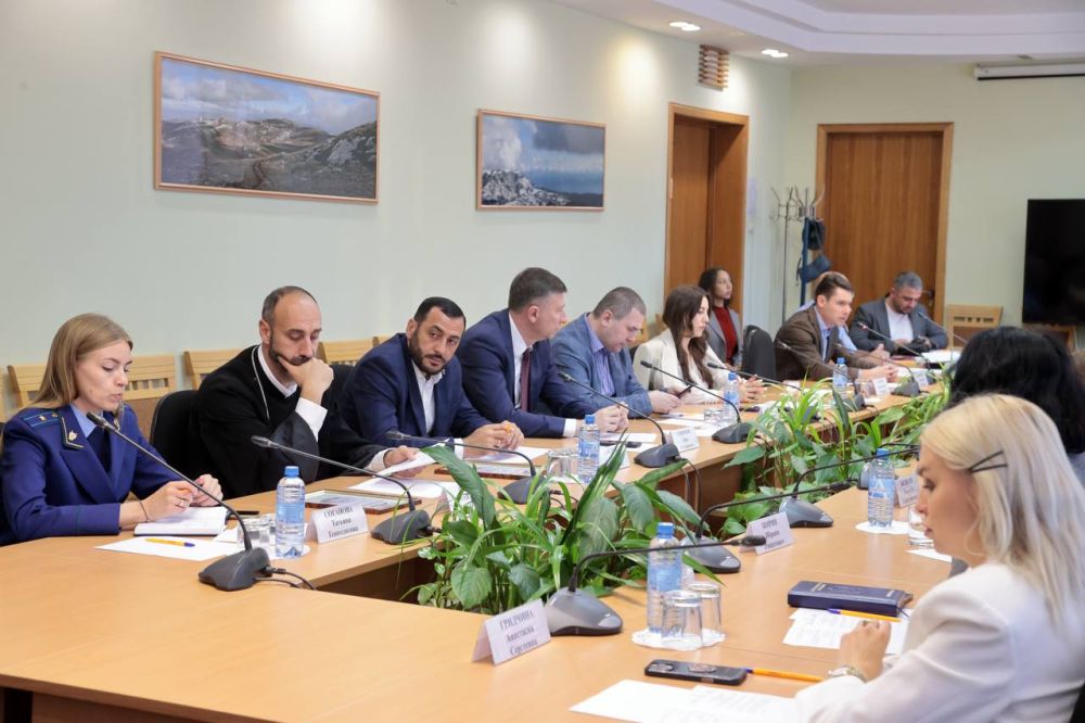 Анастасия Гридчина: Приняла участие в заседании Комитета по межнациональным отношениям Государственного совета РК при председательством Эдипа Гафарова Анастасия Гридчина: Приняла участие в заседании Комитета по межнациональным отношениям Государственного совета РК при председательством Эдипа Гафарова