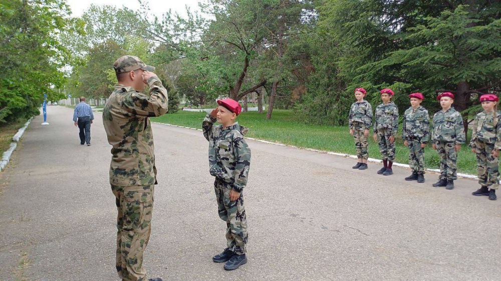 Антон Кравец: 16-18 мая в пгт. Аграрном, на базе КФУ состоялся региональный этап военно-патриотической игры Зарница 2.0! Антон Кравец: 16-18 мая в пгт. Аграрном, на базе КФУ состоялся региональный этап военно-патриотической игры Зарница 2.0!