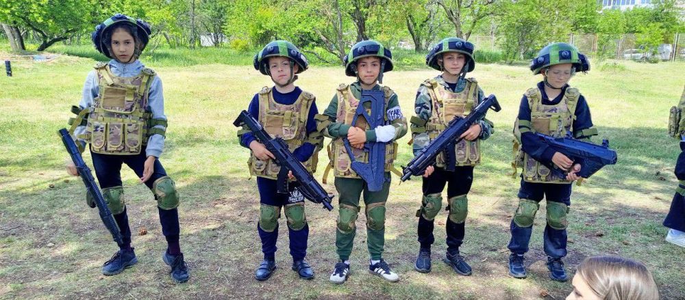 Антон Кравец: 16-18 мая в пгт. Аграрном, на базе КФУ состоялся региональный этап военно-патриотической игры Зарница 2.0! Антон Кравец: 16-18 мая в пгт. Аграрном, на базе КФУ состоялся региональный этап военно-патриотической игры Зарница 2.0!