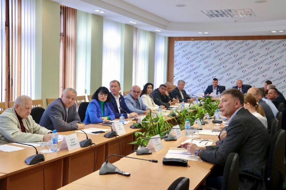 Принял участие в заседании Комитета Госсовета по аграрной политике и развитию сельских территорий