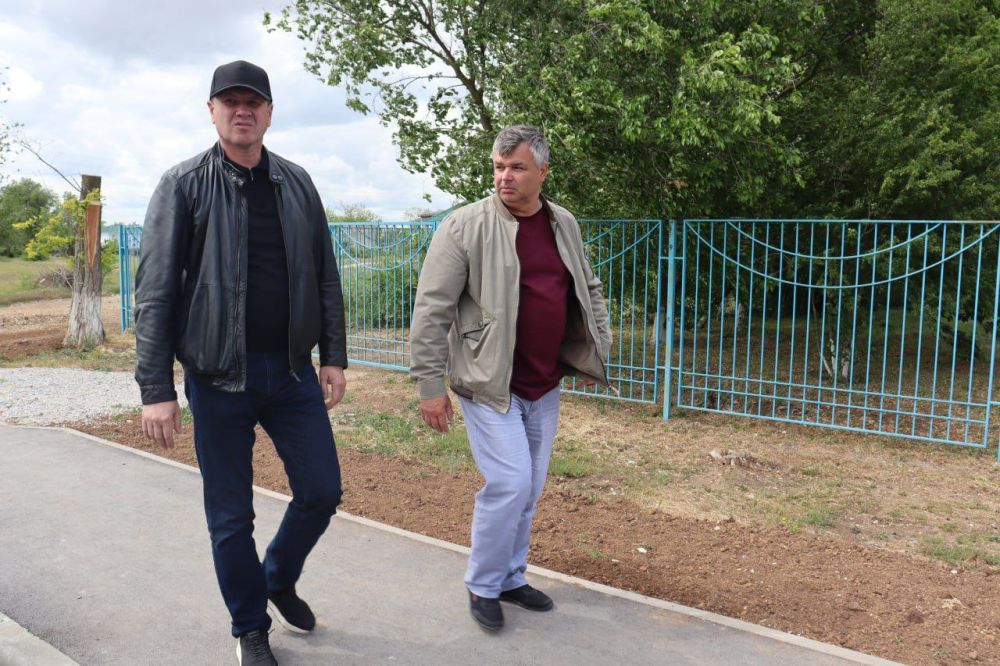 Владислав Хаджиев: Посещая населённые пункты Сакского района, отдельное внимание уделяю санитарной очистке каждого поселения Владислав Хаджиев: Посещая населённые пункты Сакского района, отдельное внимание уделяю санитарной очистке каждого поселения