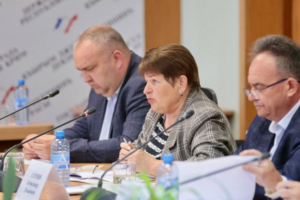 На заседании Комитета ГС РК по аграрной политике и развитию сельских территорий под председательством Василия Рогатина при участии заместителя Председателя ГС РК Айдера Типпы обсуждался ущерб, нанесённый сельскохозяйственным... На заседании Комитета ГС РК по аграрной политике и развитию сельских территорий под председательством Василия Рогатина при участии заместителя Председателя ГС РК Айдера Типпы обсуждался ущерб, нанесённый сельскохозяйственным...