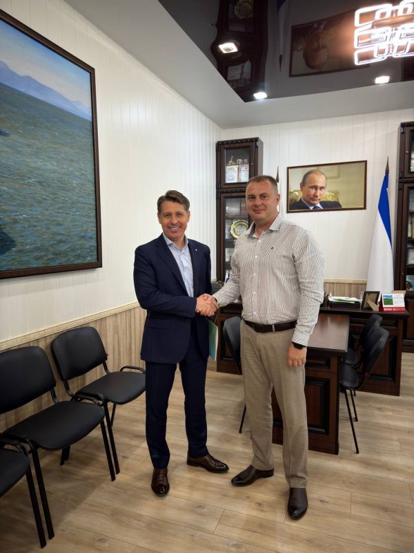 Антон Кравец: Рад приветствовать Сбербанк в Нижнегорском районе!