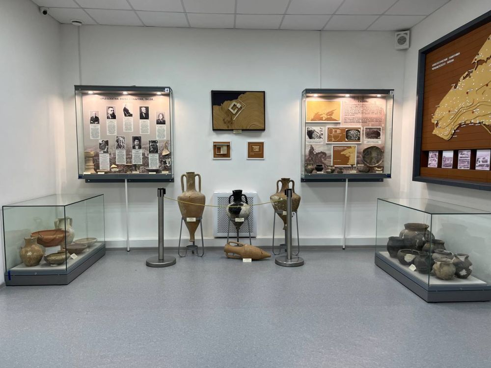 Продолжаем инфотур Минтуризма Крыма для экскурсоводов по Черноморскому району Продолжаем инфотур Минтуризма Крыма для экскурсоводов по Черноморскому району