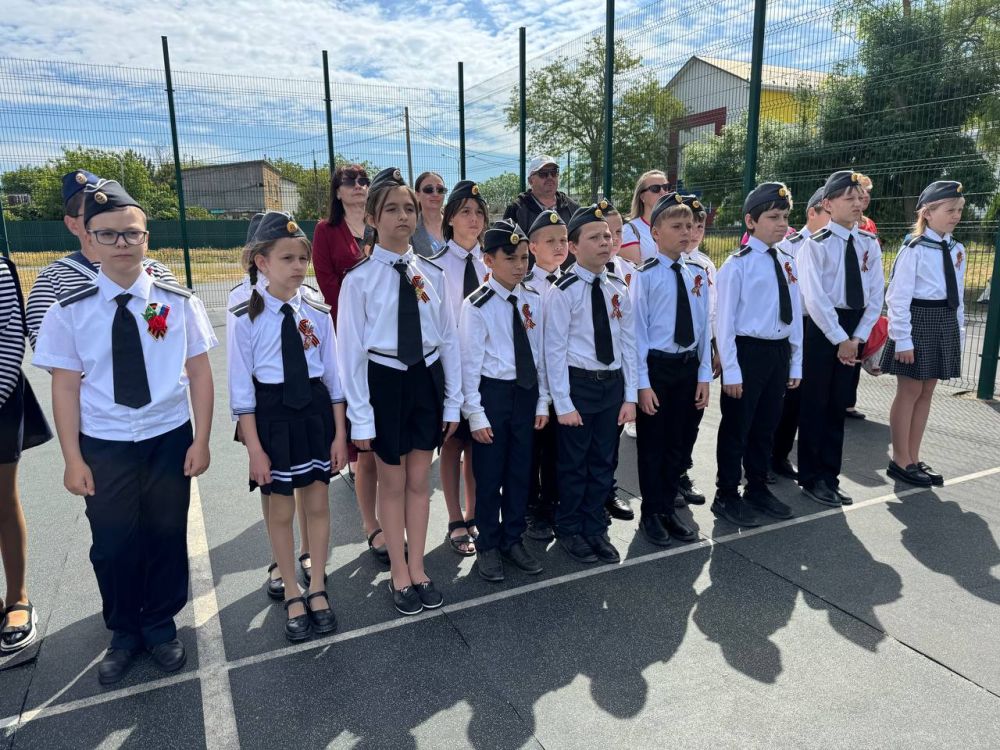 Александр Дудинов: В Черноморском районе прошел «Смотр строя и песни», посвященный 80-летию Победы в Великой Отечественной войне Александр Дудинов: В Черноморском районе прошел «Смотр строя и песни», посвященный 80-летию Победы в Великой Отечественной войне