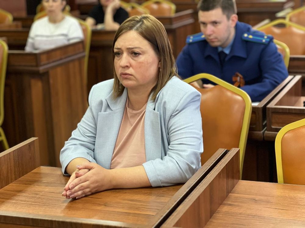 Игорь Ивин: С участием Джанкойского Межрайонного прокурора Юрия Марасова и заместителя начальника Межрайонной ИФНС России № 2 по Республике Крым Светланы Поповой провел заседание рабочей группы Межведомственной комиссии по... Игорь Ивин: С участием Джанкойского Межрайонного прокурора Юрия Марасова и заместителя начальника Межрайонной ИФНС России № 2 по Республике Крым Светланы Поповой провел заседание рабочей группы Межведомственной комиссии по...