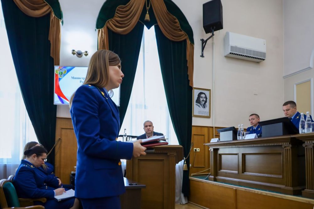 Юрий Гоцанюк: Правительство Крыма усилит контроль за использованием финансовых средств, направленных на развитие ключевых отраслей экономики – сельского хозяйства и курортно-туристической сферы Юрий Гоцанюк: Правительство Крыма усилит контроль за использованием финансовых средств, направленных на развитие ключевых отраслей экономики – сельского хозяйства и курортно-туристической сферы