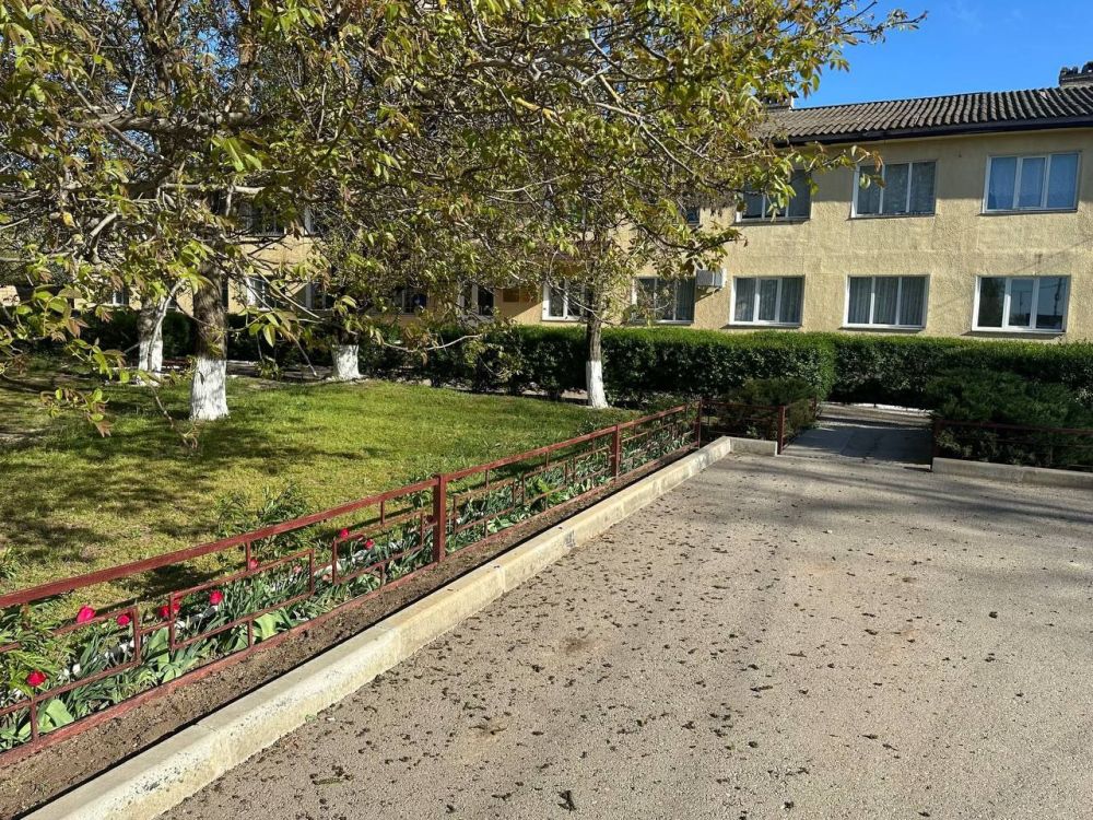 Владислав Хаджиев: Для достижения достаточного уровня санитарной очистки в населенных пунктах продолжаем выезды в сёла района, обходим территории, обсуждаем с главами администраций понимание процессов, зоны ответственности, ... Владислав Хаджиев: Для достижения достаточного уровня санитарной очистки в населенных пунктах продолжаем выезды в сёла района, обходим территории, обсуждаем с главами администраций понимание процессов, зоны ответственности, ...