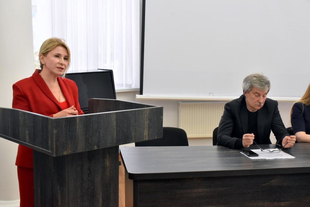 Студенты Крымского медколледжа встретились с будущими работодателями – главными врачами крымских медучреждений Студенты Крымского медколледжа встретились с будущими работодателями – главными врачами крымских медучреждений