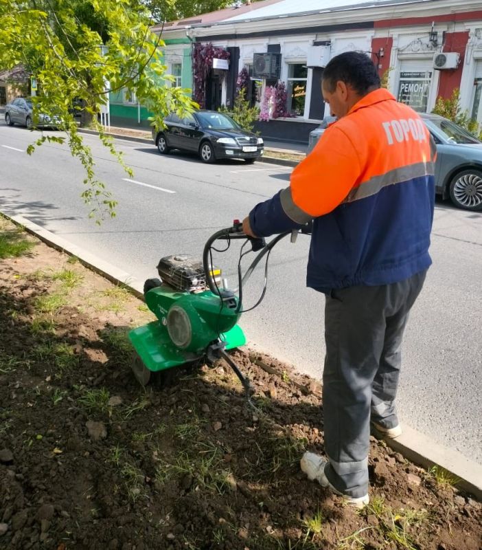 Ухоженные и красивые газоны — залог привлекательности нашего города!