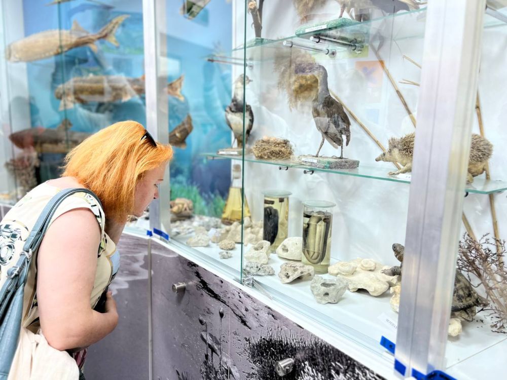 Продолжаем инфотур Минтуризма Крыма для экскурсоводов по Черноморскому району Продолжаем инфотур Минтуризма Крыма для экскурсоводов по Черноморскому району