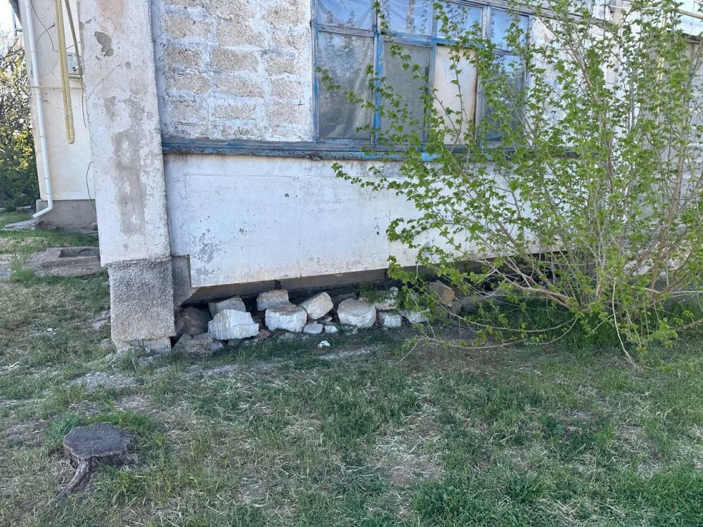 Владислав Хаджиев: Для достижения достаточного уровня санитарной очистки в населенных пунктах продолжаем выезды в сёла района, обходим территории, обсуждаем с главами администраций понимание процессов, зоны ответственности, ... Владислав Хаджиев: Для достижения достаточного уровня санитарной очистки в населенных пунктах продолжаем выезды в сёла района, обходим территории, обсуждаем с главами администраций понимание процессов, зоны ответственности, ...