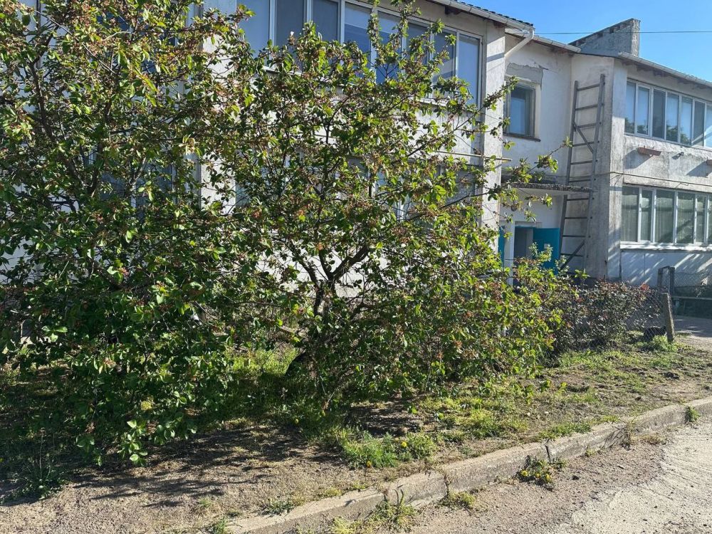 Владислав Хаджиев: Для достижения достаточного уровня санитарной очистки в населенных пунктах продолжаем выезды в сёла района, обходим территории, обсуждаем с главами администраций понимание процессов, зоны ответственности, ...