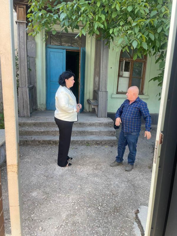 Заместители главы администрации крымской столицы Михаила Афанасьева продолжают встречи с председателями многоквартирных домов Симферополя Заместители главы администрации крымской столицы Михаила Афанасьева продолжают встречи с председателями многоквартирных домов Симферополя