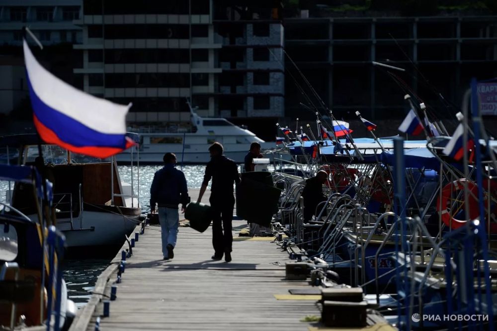 Балаклава собирается летом удивлять туристов своей природой и пляжами Балаклава собирается летом удивлять туристов своей природой и пляжами