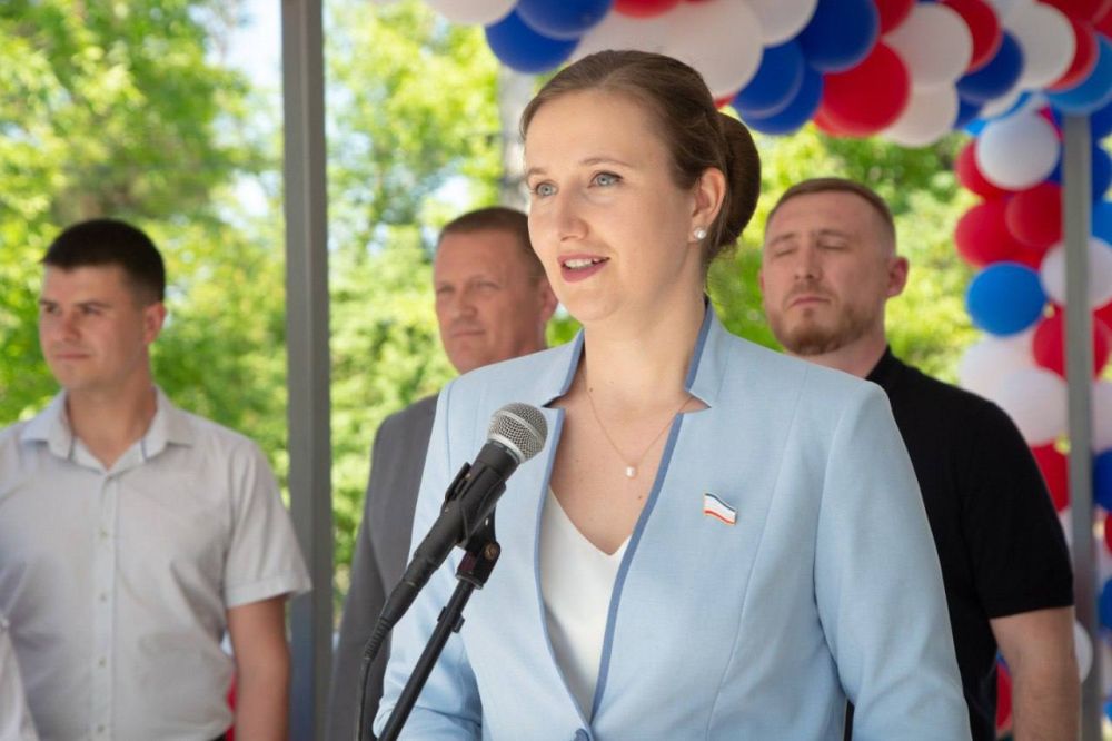 В Белогорском районе состоялось торжественное открытие новой модульной поликлиники, которая пришла на смену зданию, возведённому в 1921 году В Белогорском районе состоялось торжественное открытие новой модульной поликлиники, которая пришла на смену зданию, возведённому в 1921 году