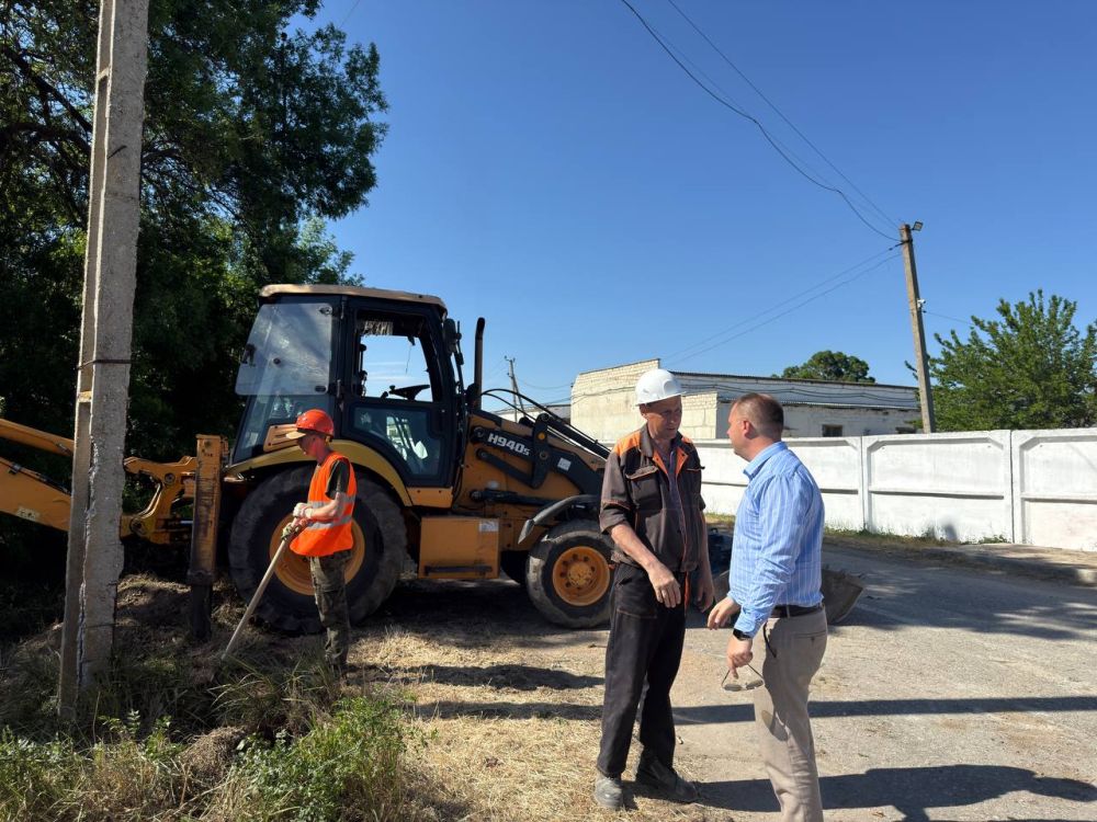 Антон Кравец: Провел мониторинг хода работ искусственного дорожного сооружения на автомобильной дороге общего пользования межмуниципального значения Нижнегорский - Белогорск - Фрунзе - Жемчужина Антон Кравец: Провел мониторинг хода работ искусственного дорожного сооружения на автомобильной дороге общего пользования межмуниципального значения Нижнегорский - Белогорск - Фрунзе - Жемчужина
