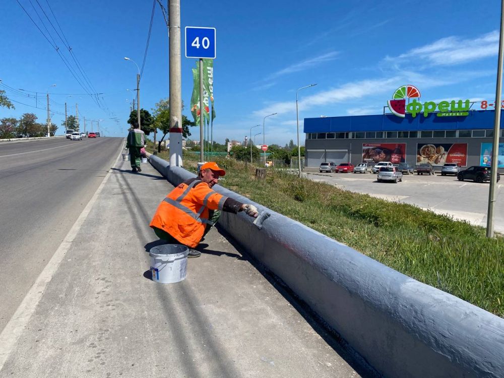 На Горьковском мосту продолжаются работы по обновлению На Горьковском мосту продолжаются работы по обновлению