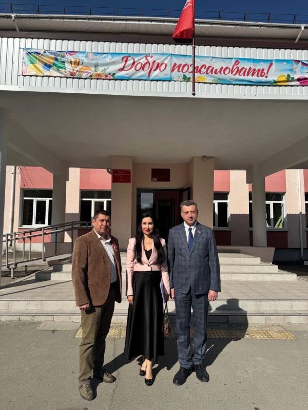 Депутаты Государственного Совета Республики Крым приняли участие в торжественных мероприятиях, посвященных празднику Последнего звонка Депутаты Государственного Совета Республики Крым приняли участие в торжественных мероприятиях, посвященных празднику Последнего звонка