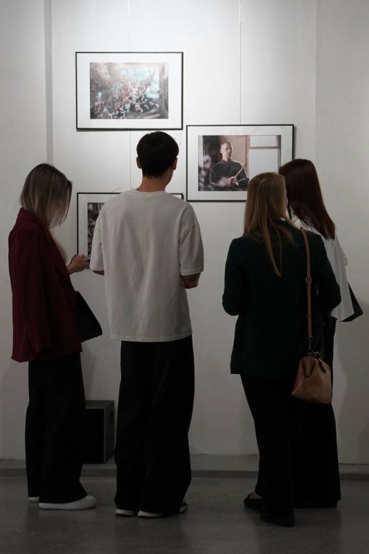 В Ялте открылась выставка «Ландшафты. Чувства. Люди» В Ялте открылась выставка «Ландшафты. Чувства. Люди»
