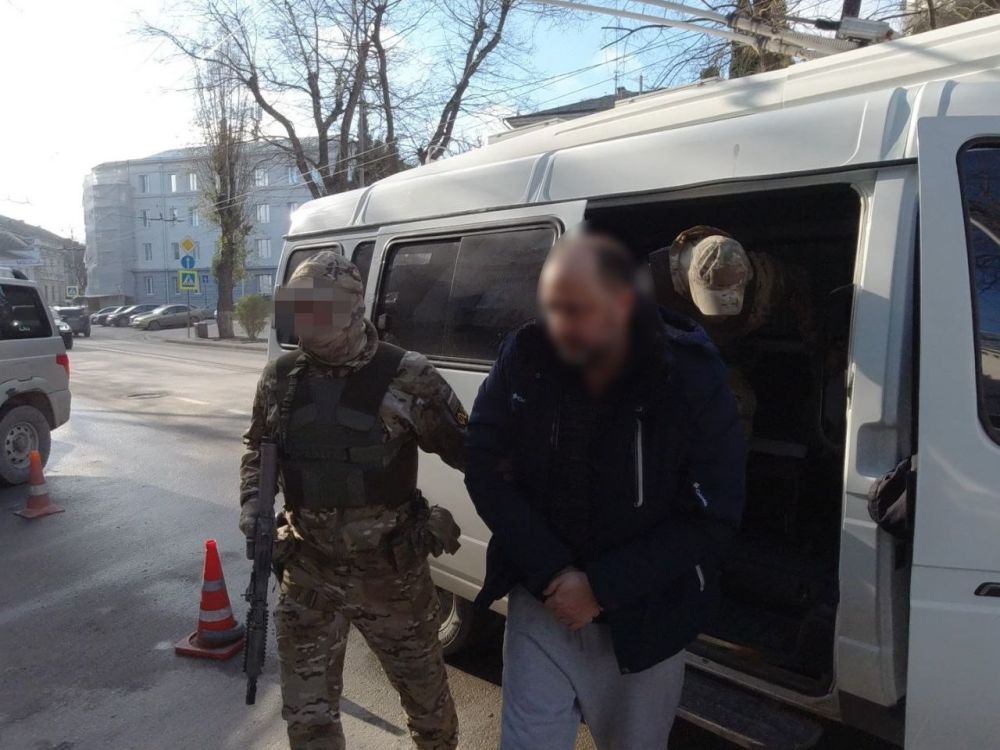 В Севастополе будут судить двух мужчин за госизмену и подготовку теракта В Севастополе будут судить двух мужчин за госизмену и подготовку теракта