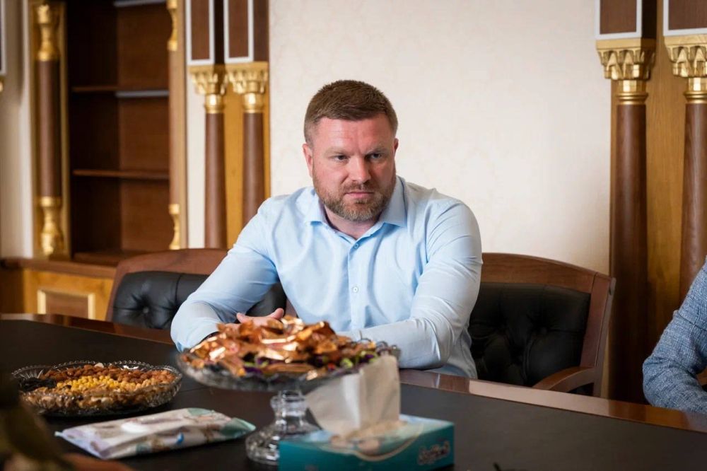 В рамках поддержки защитников Родины — военнослужащих СВО, Духовное управление мусульман Крыма и Севастополя, передало современный автомобиль военным, находящимся на передовой В рамках поддержки защитников Родины — военнослужащих СВО, Духовное управление мусульман Крыма и Севастополя, передало современный автомобиль военным, находящимся на передовой