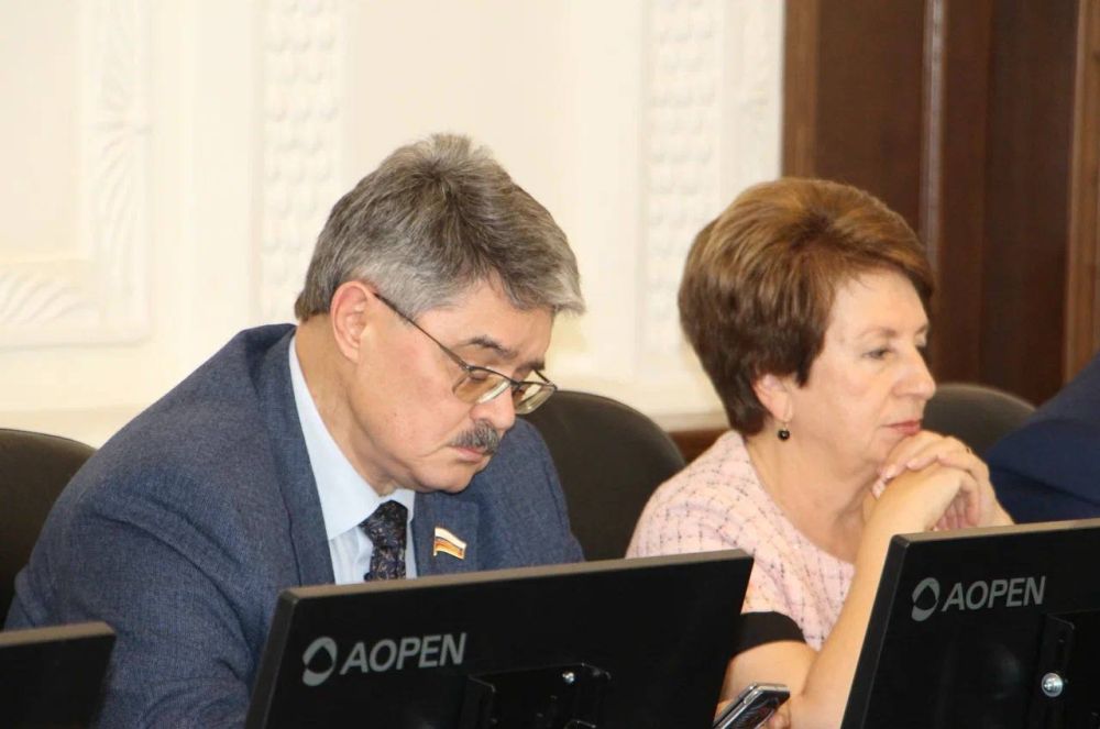 Екатерина Алтабаева: Накануне приняла участие в заседании комиссии по мониторингу законодательства РФ в сфере государственного контроля (надзора) и муниципального контроля. Мероприятие прошло на площадке Рособрнадзора Екатерина Алтабаева: Накануне приняла участие в заседании комиссии по мониторингу законодательства РФ в сфере государственного контроля (надзора) и муниципального контроля. Мероприятие прошло на площадке Рособрнадзора