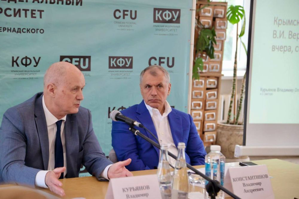 Иван Манучаров: Сегодня вместе с Владимиром Константиновым и членами Президиума Госсовета РК посетили медицинский институт им. С.И. Георгиевского при КФУ Иван Манучаров: Сегодня вместе с Владимиром Константиновым и членами Президиума Госсовета РК посетили медицинский институт им. С.И. Георгиевского при КФУ