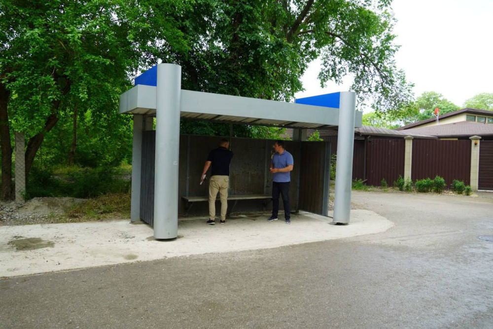 В прошлую пятницу в рамках прямого эфира «ВКонтакте» керчане обратились к главе администрации Керчи Олегу Каторгину с просьбой установить скамейку в месте остановки маршрута №37«Автовокзал – Керченская городская больница №... В прошлую пятницу в рамках прямого эфира «ВКонтакте» керчане обратились к главе администрации Керчи Олегу Каторгину с просьбой установить скамейку в месте остановки маршрута №37«Автовокзал – Керченская городская больница №...