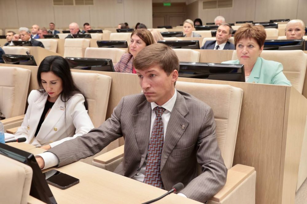 Иван Манучаров: ЗАСЕДАНИЕ ВТОРОЙ СЕССИИ ГОСУДАРСТВЕННОГО СОВЕТА РЕСПУБЛИКИ КРЫМ: Иван Манучаров: ЗАСЕДАНИЕ ВТОРОЙ СЕССИИ ГОСУДАРСТВЕННОГО СОВЕТА РЕСПУБЛИКИ КРЫМ: