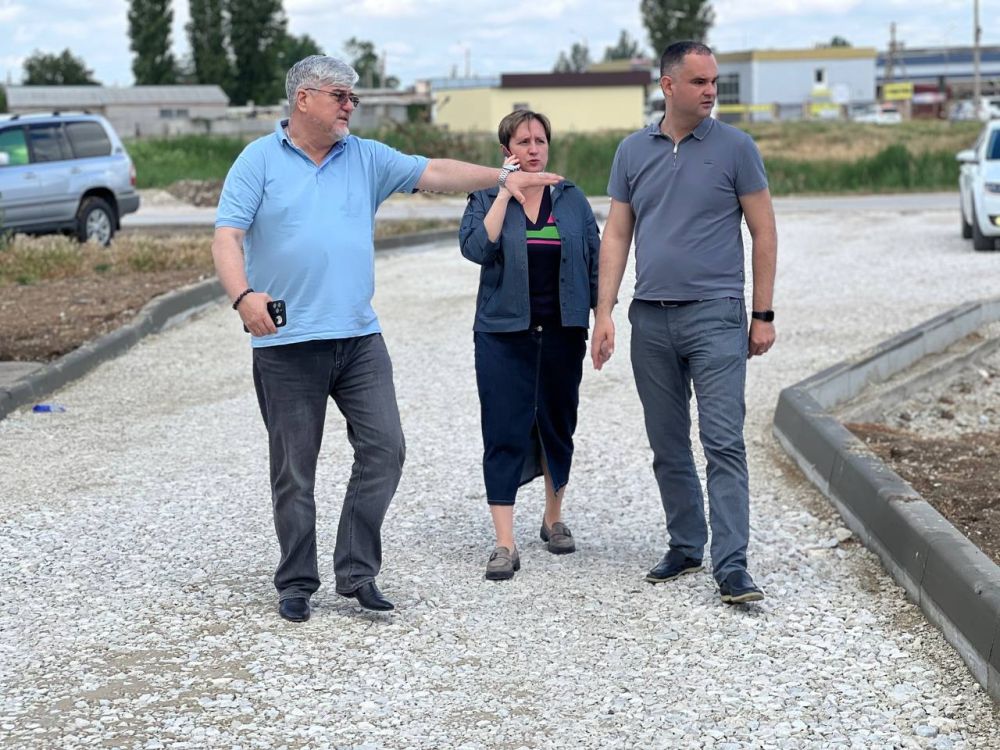 Игорь Ивин: Проверил, как проходит ремонт дворовых территорий