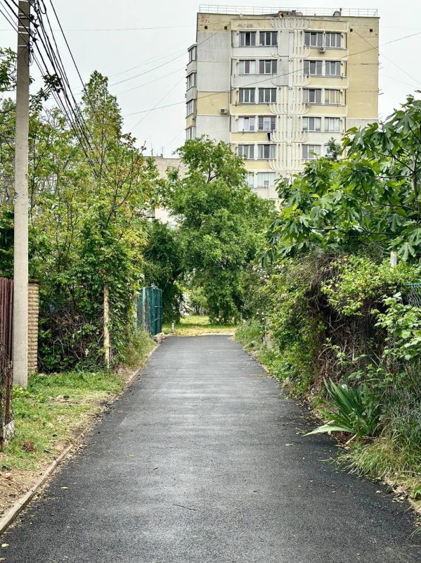 Владимир Немцев: Между домами №48 и №54 по улице Тараса Шевченко отремонтировали пешеходную дорожку Владимир Немцев: Между домами №48 и №54 по улице Тараса Шевченко отремонтировали пешеходную дорожку