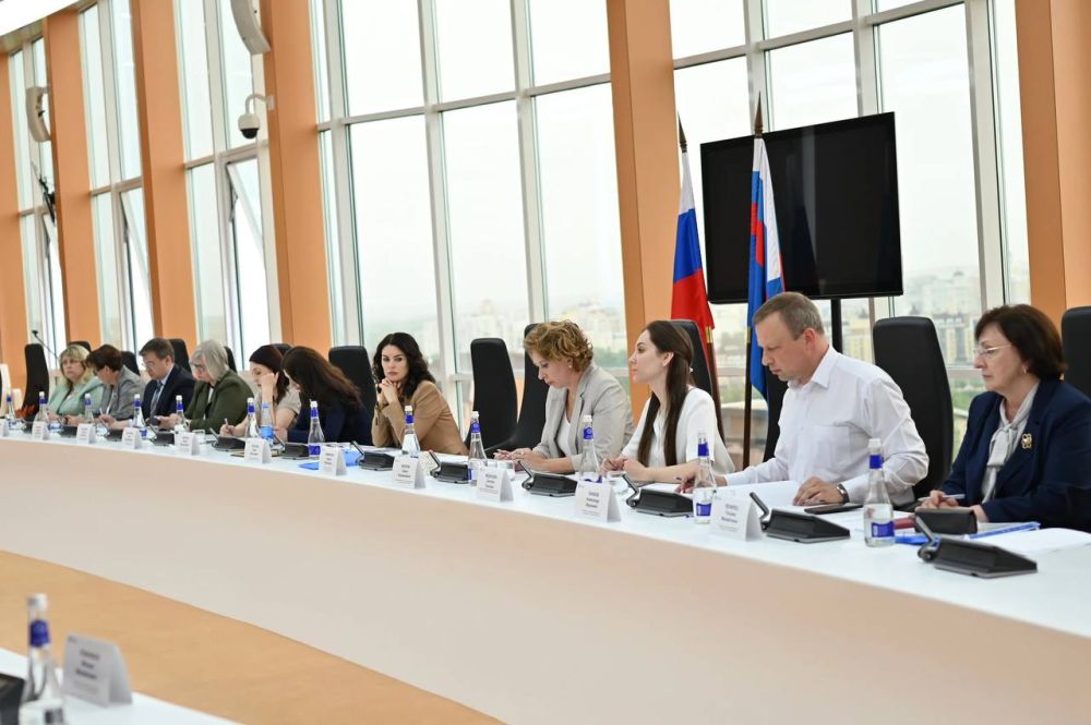 В рамках заседания Совета руководителей ТОФК в ЦФО в г. Белгород проведено совещание по актуальным вопросам контрольной деятельности с руководителями территориальных органов Федерального казначейства В рамках заседания Совета руководителей ТОФК в ЦФО в г. Белгород проведено совещание по актуальным вопросам контрольной деятельности с руководителями территориальных органов Федерального казначейства