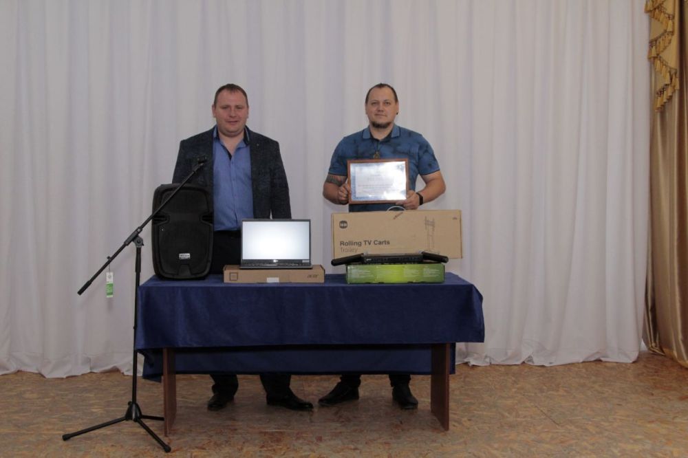 Денис Олейник: В соответствии с государственной программой Республики Крым, направленной на развитие культуры, архивного дела и сохранение объектов культурного наследия, в 2025 году Раздольненский районный Дом культуры и...