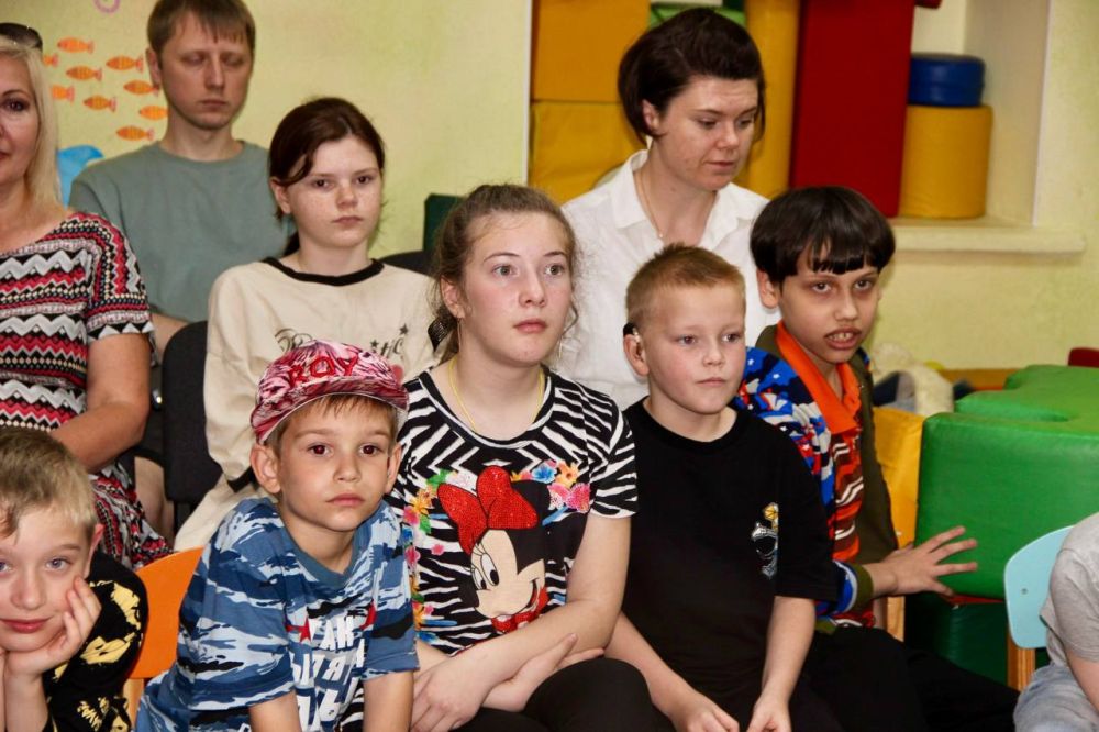 Константин Шимановский: Поздравил ребят - получателей социальных услуг отделения социальной реабилитации детей-инвалидов ЦСО Ялты с Днём защиты детей! Константин Шимановский: Поздравил ребят - получателей социальных услуг отделения социальной реабилитации детей-инвалидов ЦСО Ялты с Днём защиты детей!