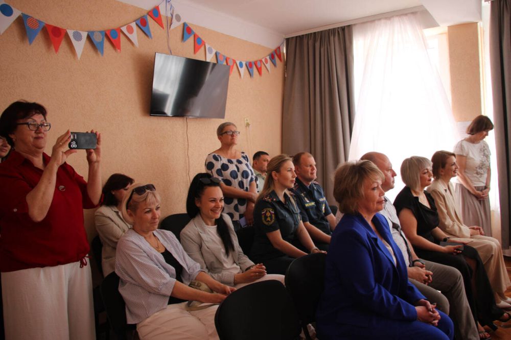 В преддверии Международного дня защиты детей юные подопечные керченского центра психолого-педагогической, медицинской и социальной помощи окружены особым вниманием и приятными сюрпризами В преддверии Международного дня защиты детей юные подопечные керченского центра психолого-педагогической, медицинской и социальной помощи окружены особым вниманием и приятными сюрпризами