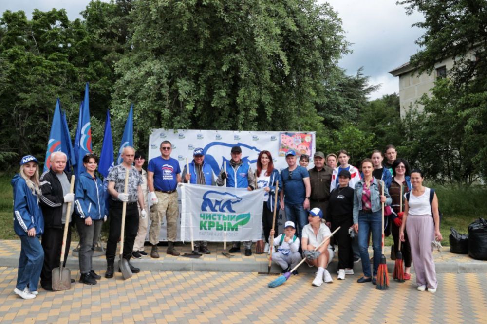 Владимир Константинов: В городах и районах Крыма прошла масштабная экологическая акция в рамках проекта «Единой России» «Чистый Крым» Владимир Константинов: В городах и районах Крыма прошла масштабная экологическая акция в рамках проекта «Единой России» «Чистый Крым»