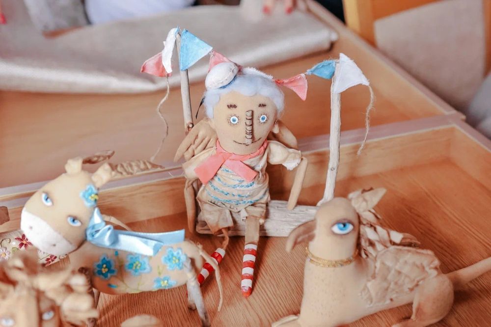 54 мастера-ремесленника подали заявки на отборочный тур Республиканского конкурса «Крымский сувенир» 54 мастера-ремесленника подали заявки на отборочный тур Республиканского конкурса «Крымский сувенир»