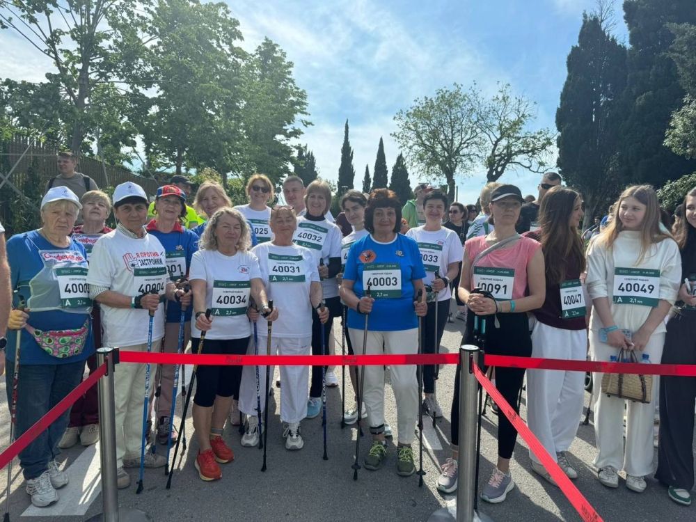 Ольга Торубарова: Сбербанк бежит!. Сегодня на территории курортного комплексе «Мрия» (Ялта) состоялся традиционный Зеленый марафон Ольга Торубарова: Сбербанк бежит!. Сегодня на территории курортного комплексе «Мрия» (Ялта) состоялся традиционный Зеленый марафон