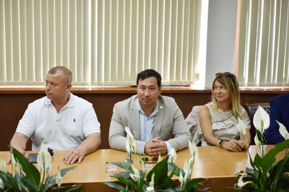 Галина Огнёва: В честь Дня города Алушта состоялось подписание протокола о намерениях установления сотрудничества между муниципальным образованием городской округ Алушта Республики Крым и муниципальным образованием «Город... Галина Огнёва: В честь Дня города Алушта состоялось подписание протокола о намерениях установления сотрудничества между муниципальным образованием городской округ Алушта Республики Крым и муниципальным образованием «Город...