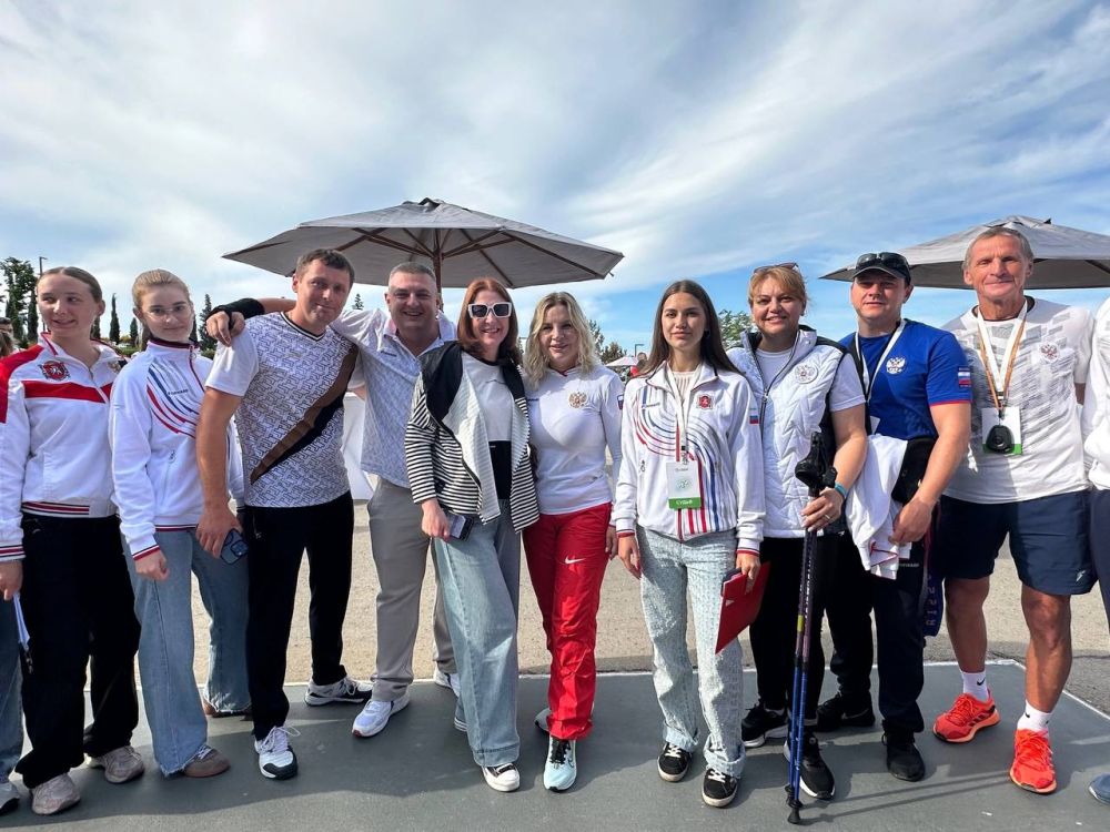 Ольга Торубарова: Сбербанк бежит!. Сегодня на территории курортного комплексе «Мрия» (Ялта) состоялся традиционный Зеленый марафон Ольга Торубарова: Сбербанк бежит!. Сегодня на территории курортного комплексе «Мрия» (Ялта) состоялся традиционный Зеленый марафон