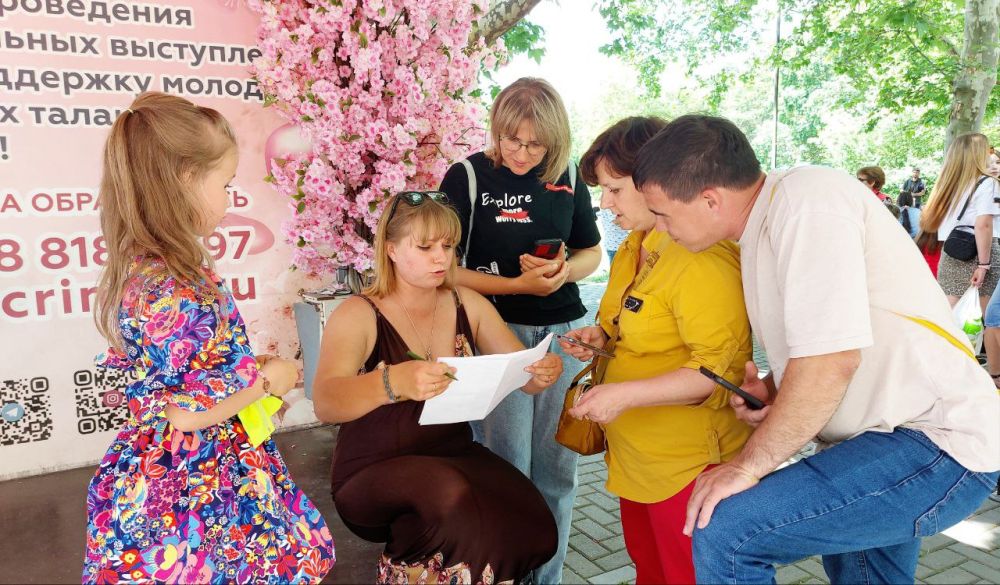 Продолжаем праздновать День рождения любимого Симферополя! Продолжаем праздновать День рождения любимого Симферополя!