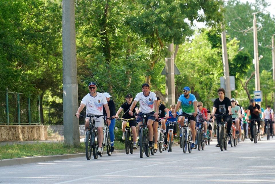 В Евпатории состоялся велопробег, посвященный 80-й годовщине Победы в Великой Отечественной войне В Евпатории состоялся велопробег, посвященный 80-й годовщине Победы в Великой Отечественной войне