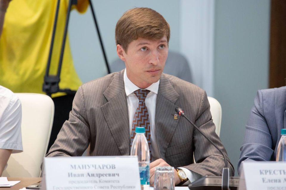 Иван Манучаров: Защита и популяризация русского языка в Крыму — приоритетная задача Иван Манучаров: Защита и популяризация русского языка в Крыму — приоритетная задача