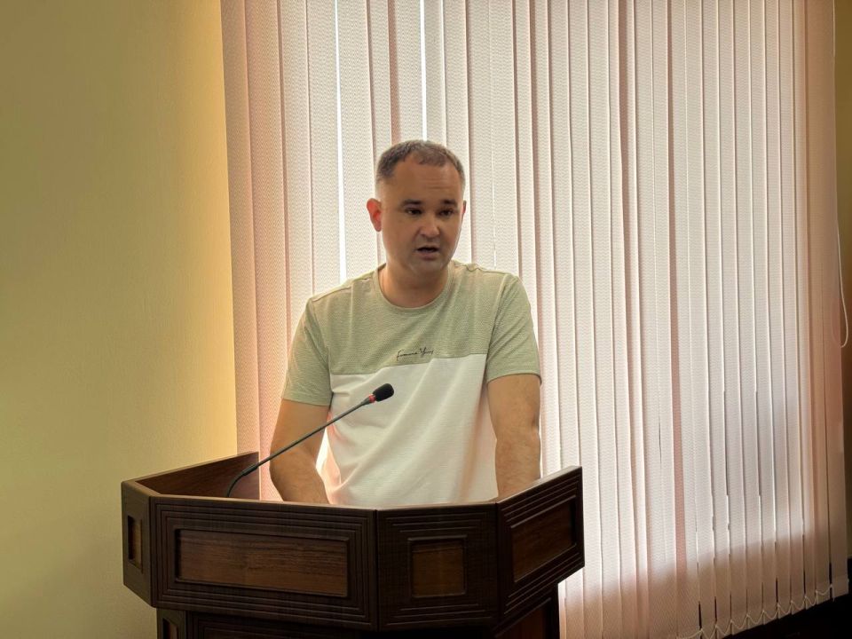 Игорь Ивин: Провел рабочую встречу с председателями МКД и руководством ресурсоснабжающих предприятий Игорь Ивин: Провел рабочую встречу с председателями МКД и руководством ресурсоснабжающих предприятий