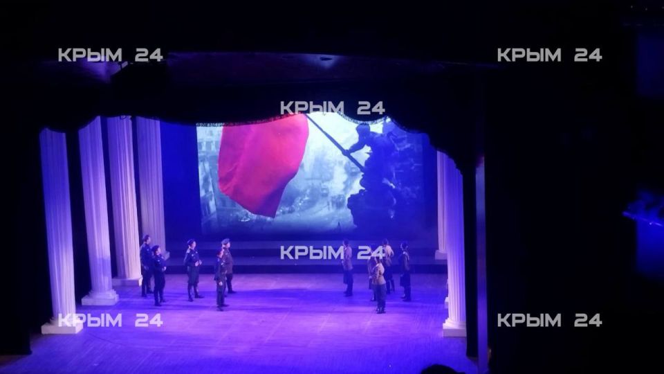 Праздничный концерт в честь открытия XVIII Международного фестиваля «Великое русское слово» прошёл в Симферополе Праздничный концерт в честь открытия XVIII Международного фестиваля «Великое русское слово» прошёл в Симферополе